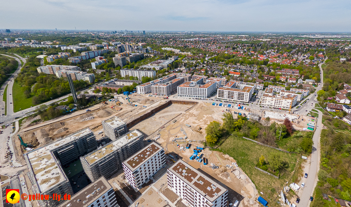 04.05.2023 - Luftbilder vom Alexisqaurtier und Pandion Verde in Neuperlach